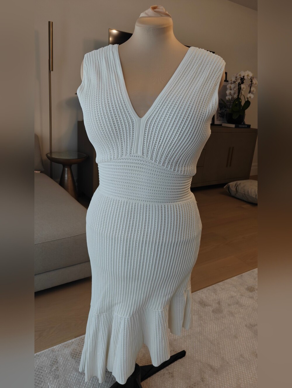 Milly Bodycon V-Neck Ribbed High-Low Ruffle Dress - Picture 3 of 8